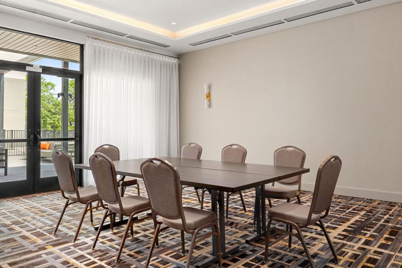 Marriott San Antonio Airport Hotel Kültér fotó
