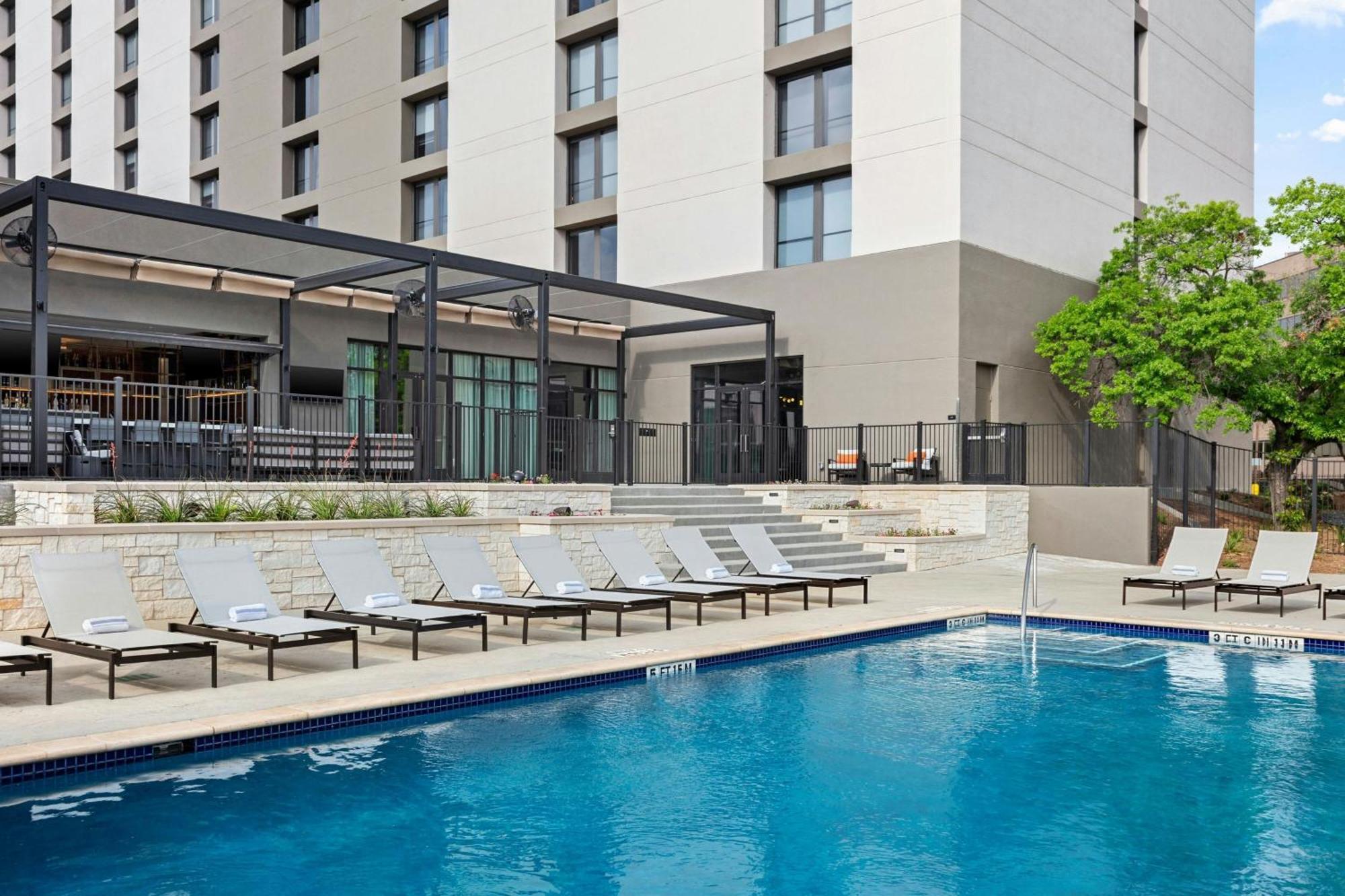 Marriott San Antonio Airport Hotel Kültér fotó